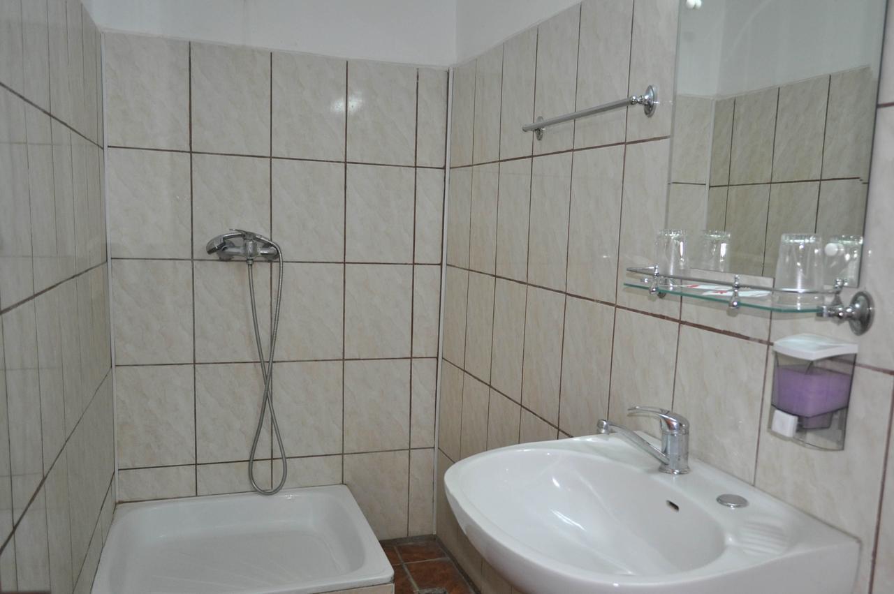 Hotel Magurele Bagian luar foto