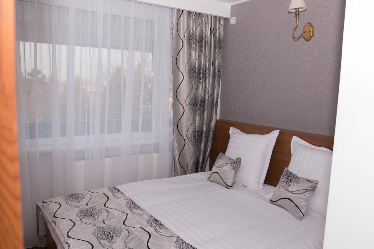 Hotel Magurele Bagian luar foto
