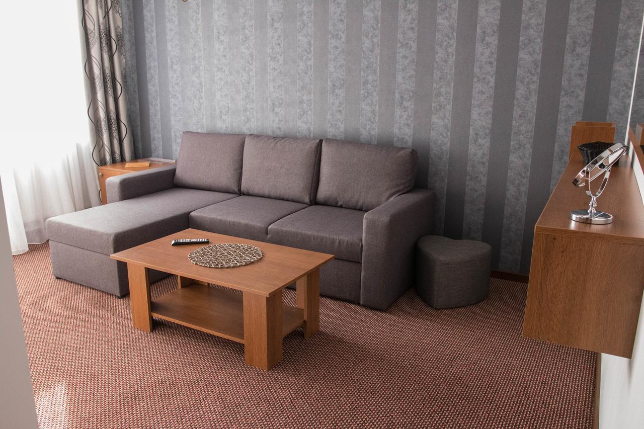 Hotel Magurele Bagian luar foto