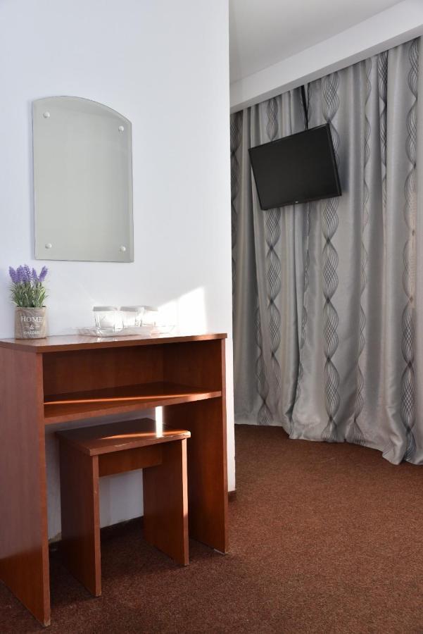 Hotel Magurele Bagian luar foto