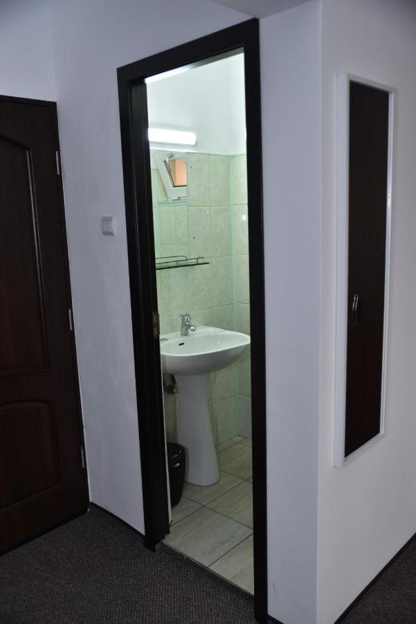 Hotel Magurele Bagian luar foto
